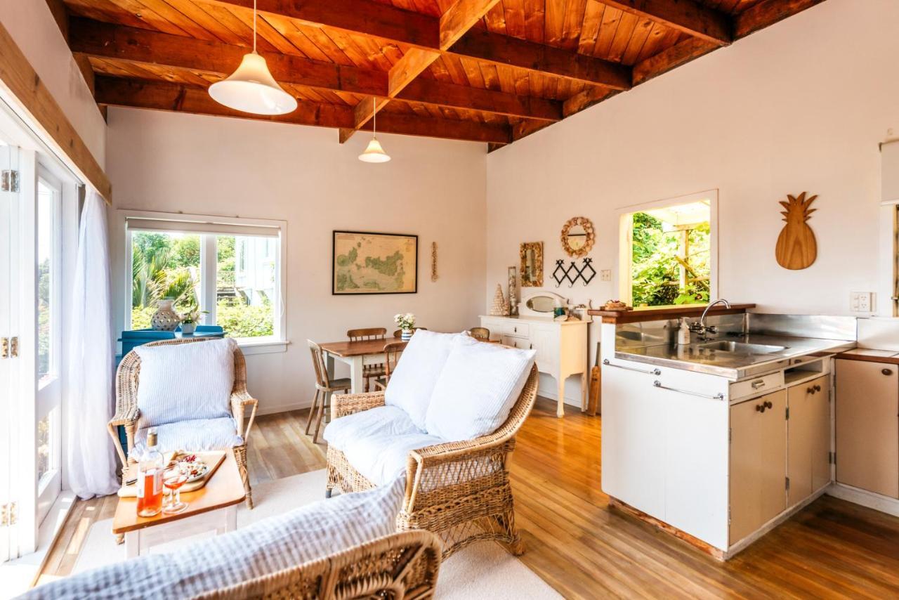 Sunshine Cottage By The Sea - Stay Waiheke Onetangi Kültér fotó